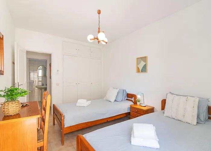 Mira Sol - Silhueta Citadina